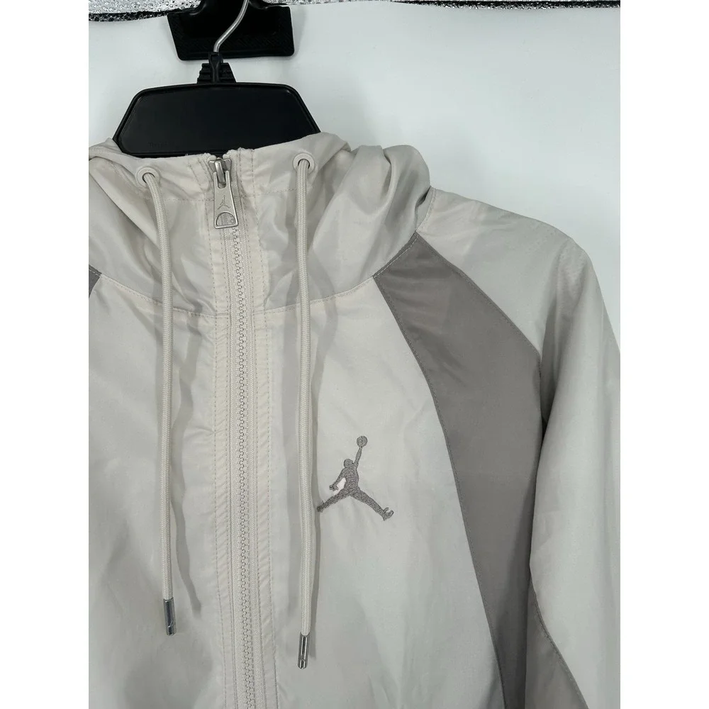 Nike Air Jordan Essential Woven Jacket Windbreaker‎ Full Zip Up DJ9828-104 XS